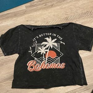 “It’s better in the bahamas” cropped tee shirt.